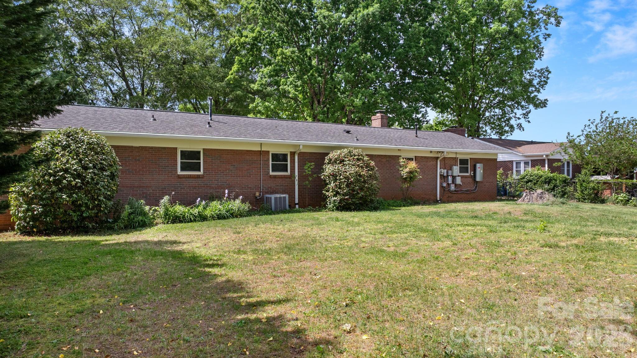 1341 26th Street SW Hickory NC 28602