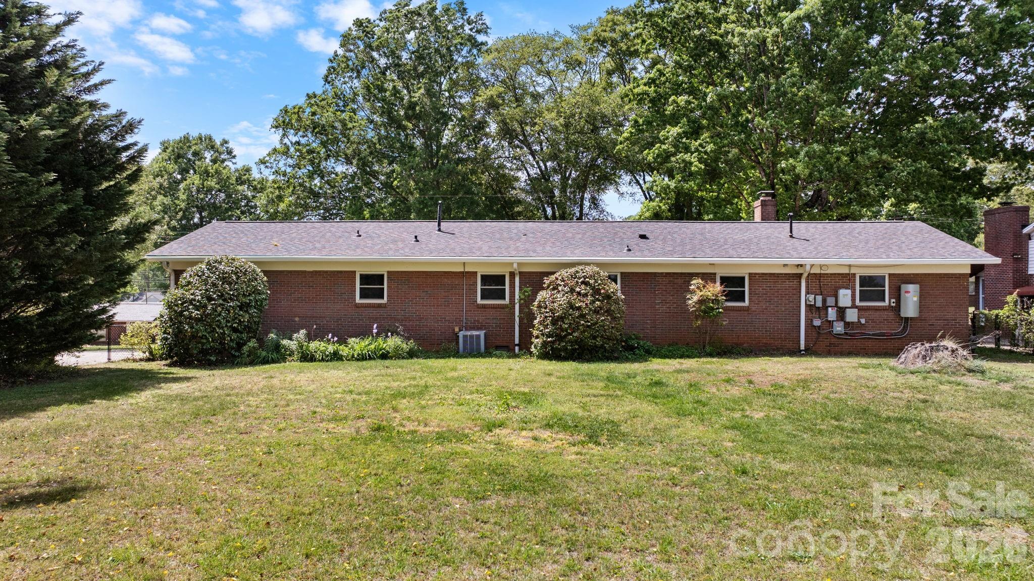 1341 26th Street SW Hickory NC 28602