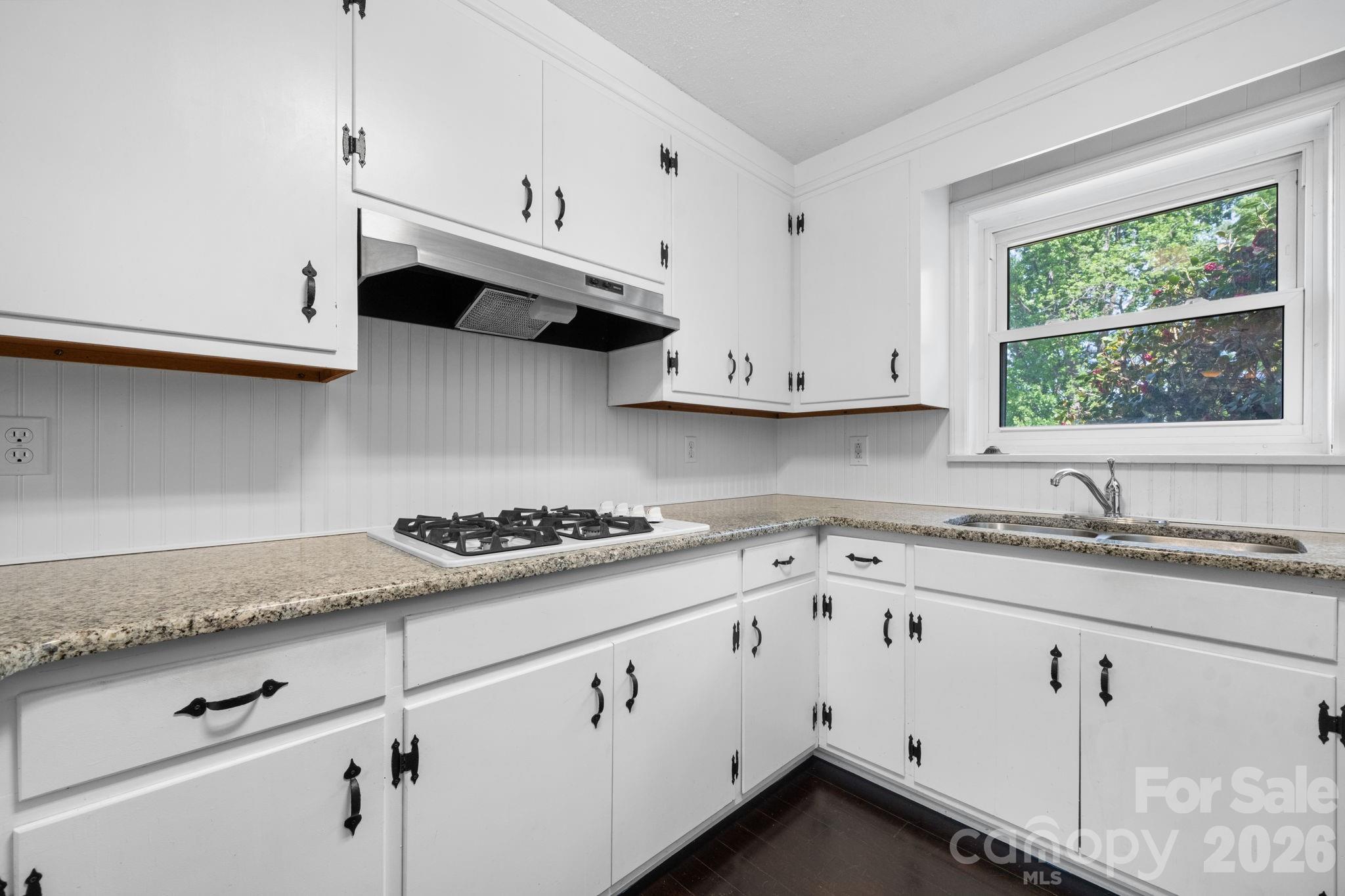 1341 26th Street SW Hickory NC 28602