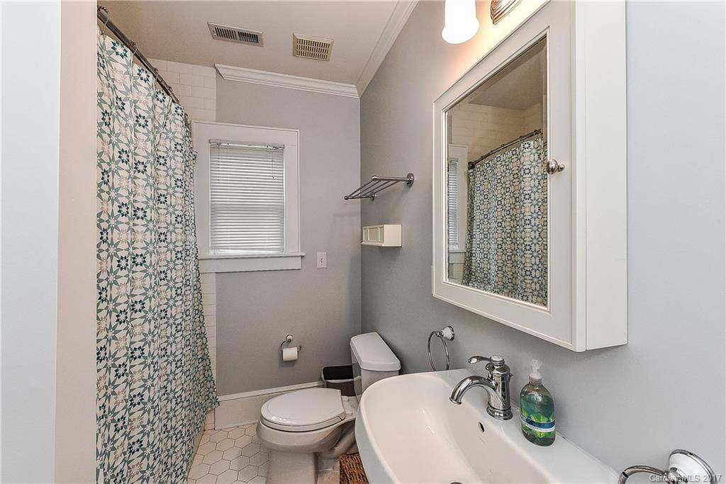 1837 Lombardy Circle Charlotte NC 28203