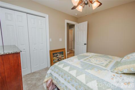 160 Winsome Forest Drive Nebo NC 28761