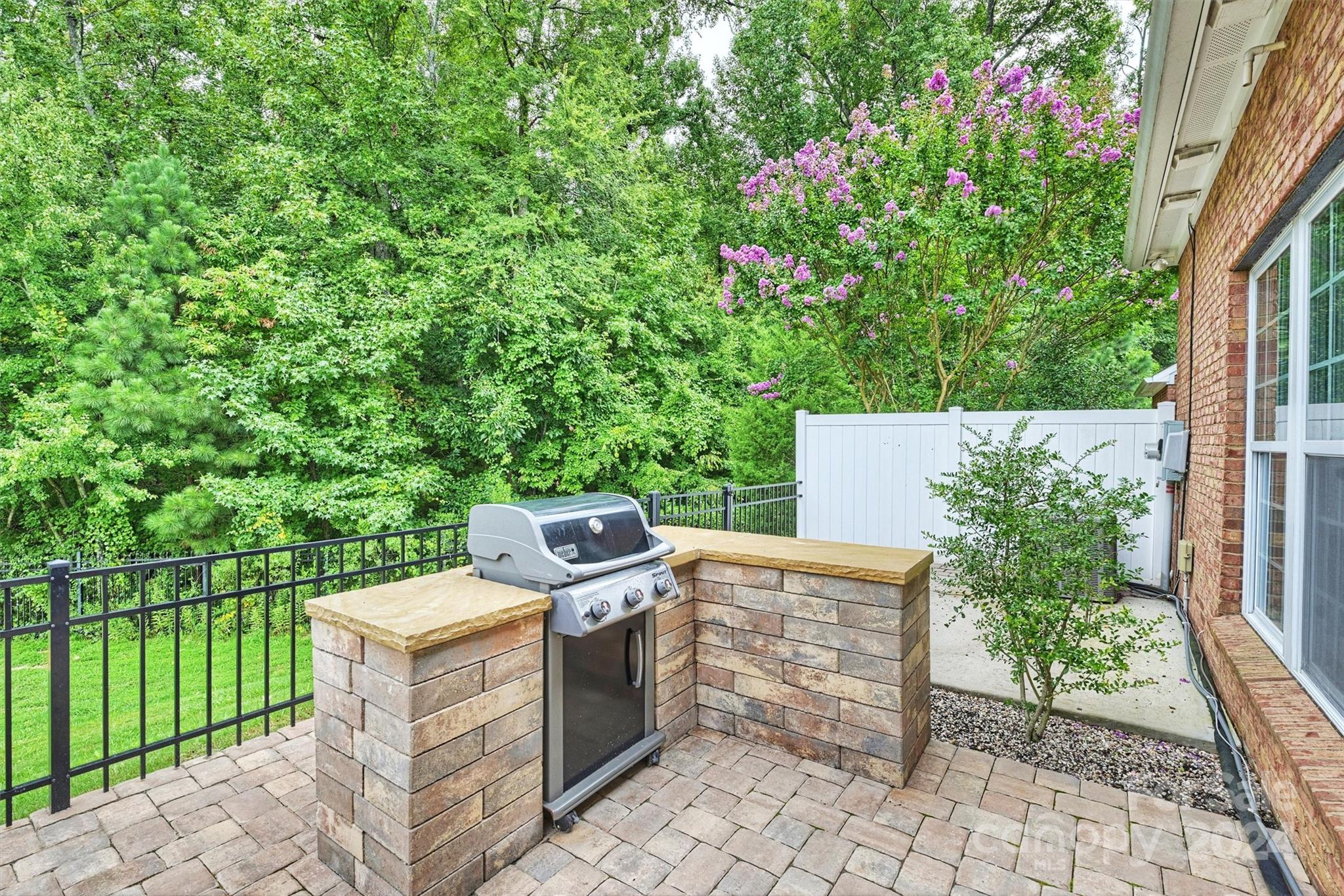 10219 Blairbeth Street Charlotte NC 28277