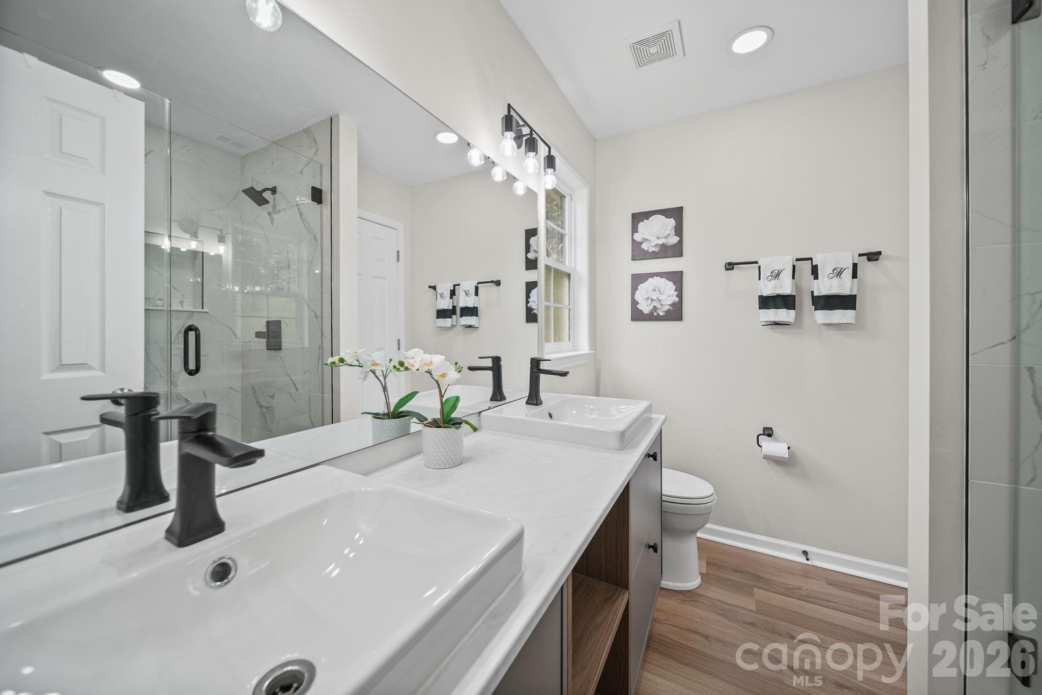 8409 Ewen Circle Charlotte NC 28269