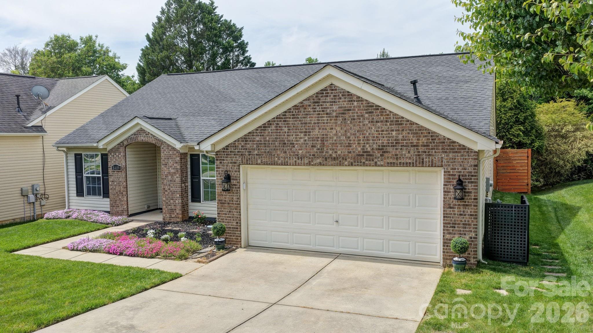 8409 Ewen Circle Charlotte NC 28269