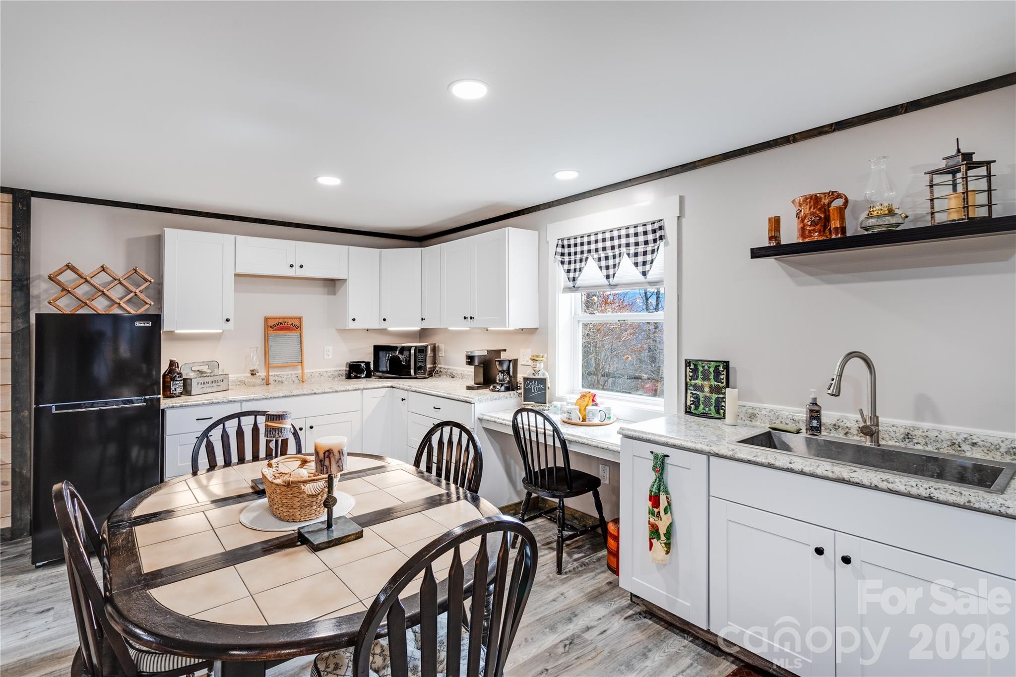 872 Mountainside Drive Waynesville NC 28786