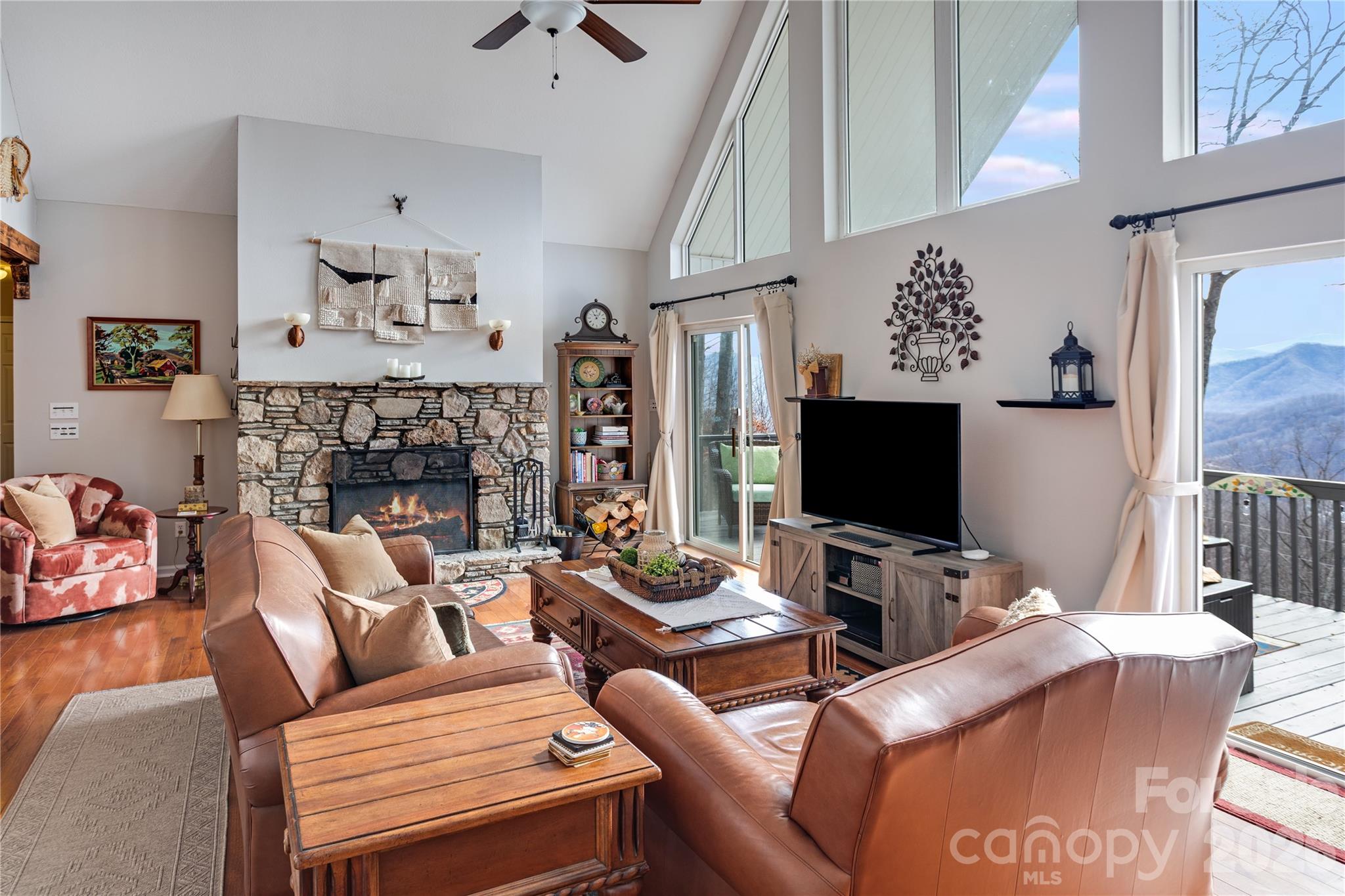 872 Mountainside Drive Waynesville NC 28786