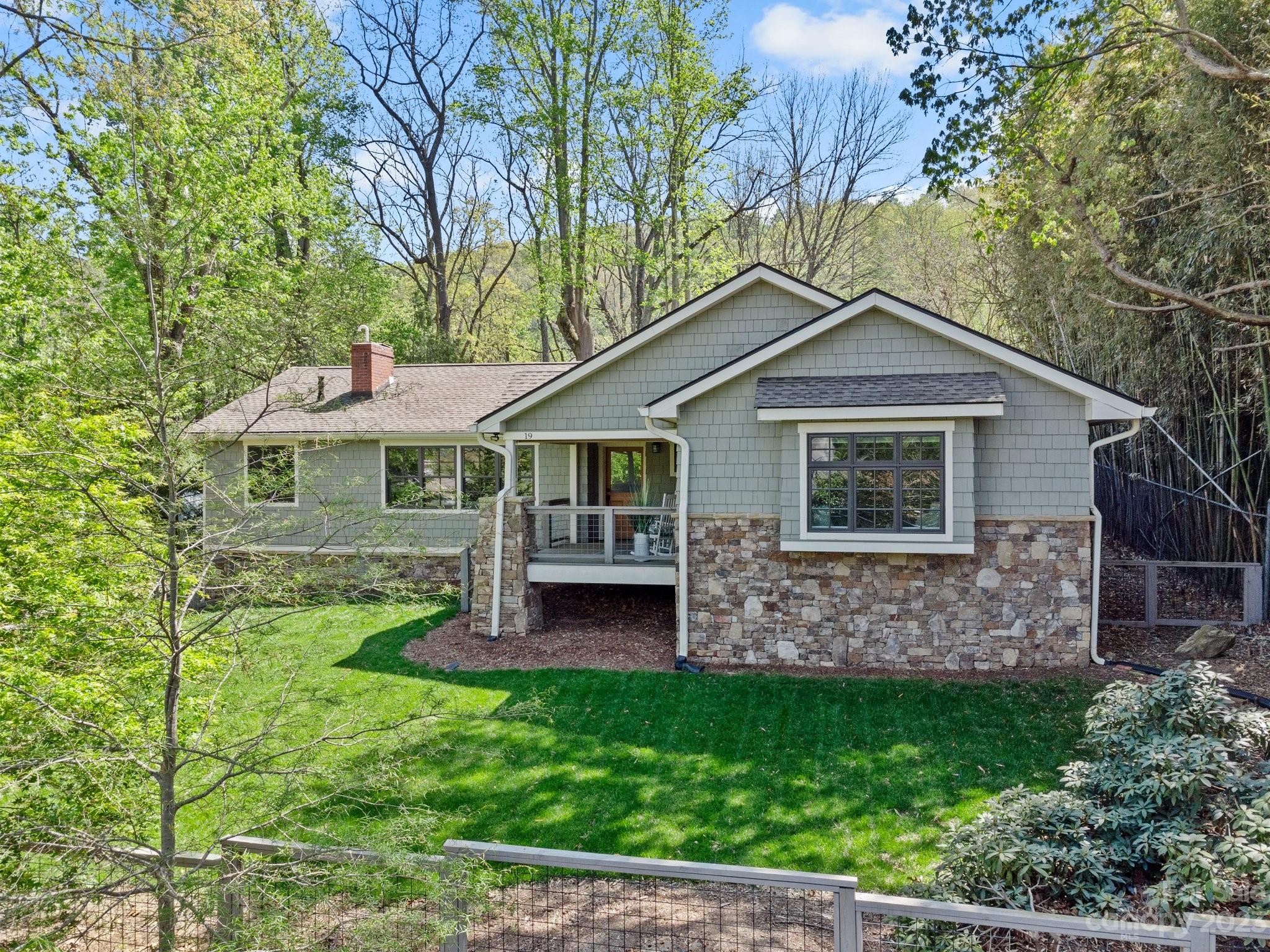 19 Albemarle Road Asheville NC 28801