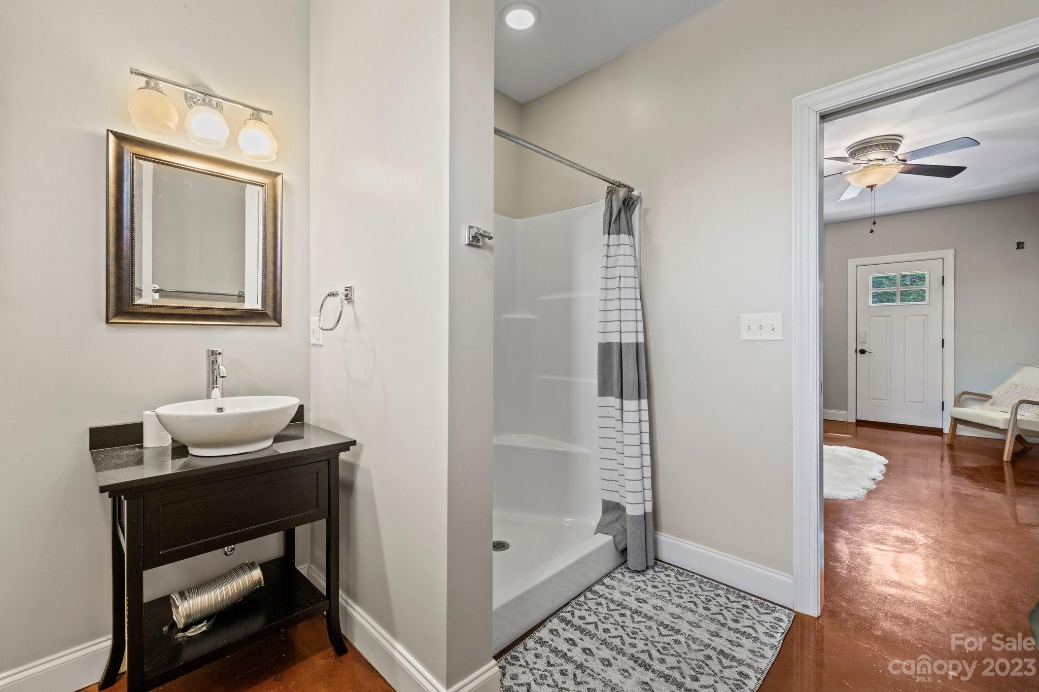 19 Albemarle Road Asheville NC 28801