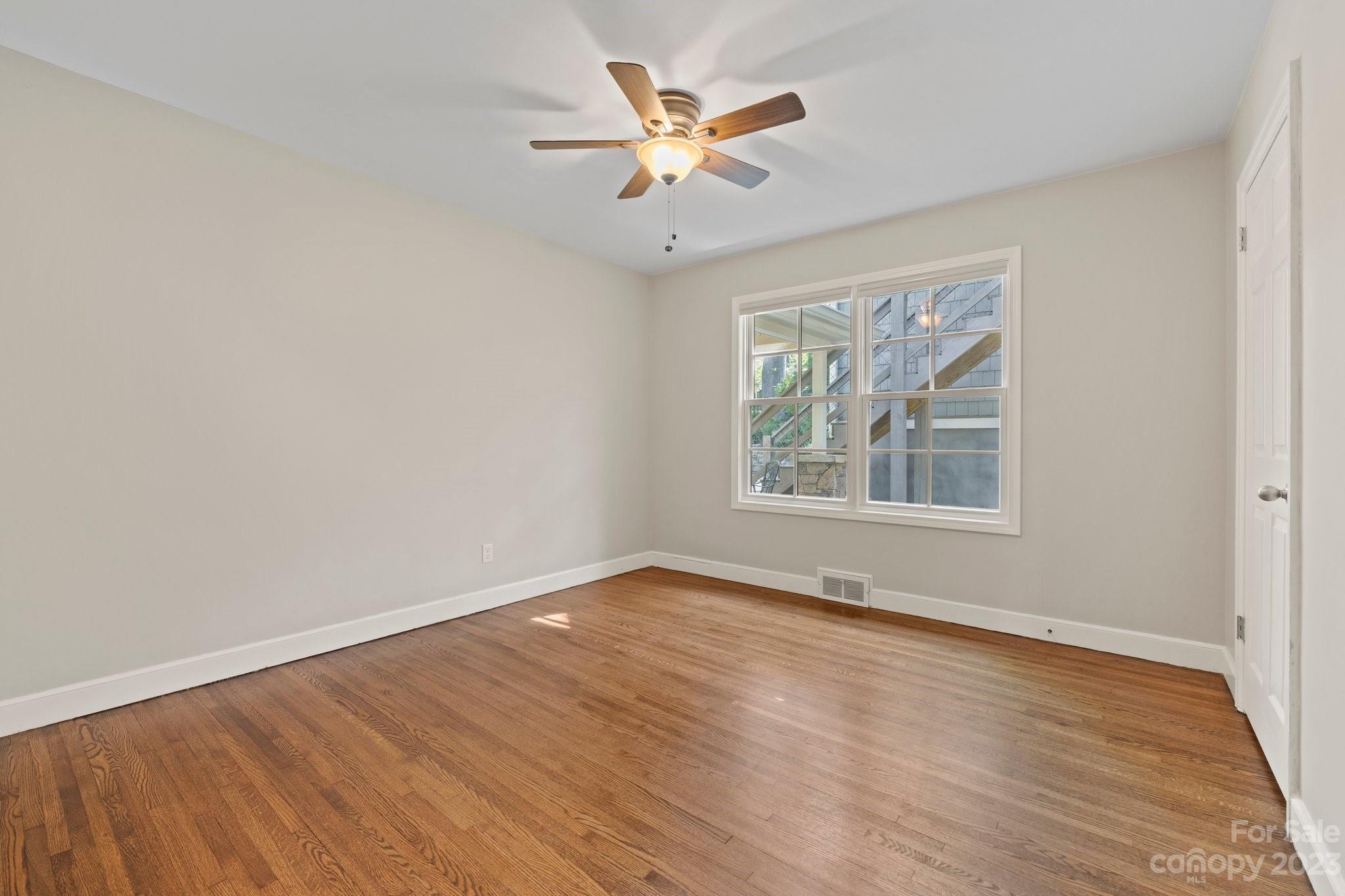 19 Albemarle Road Asheville NC 28801