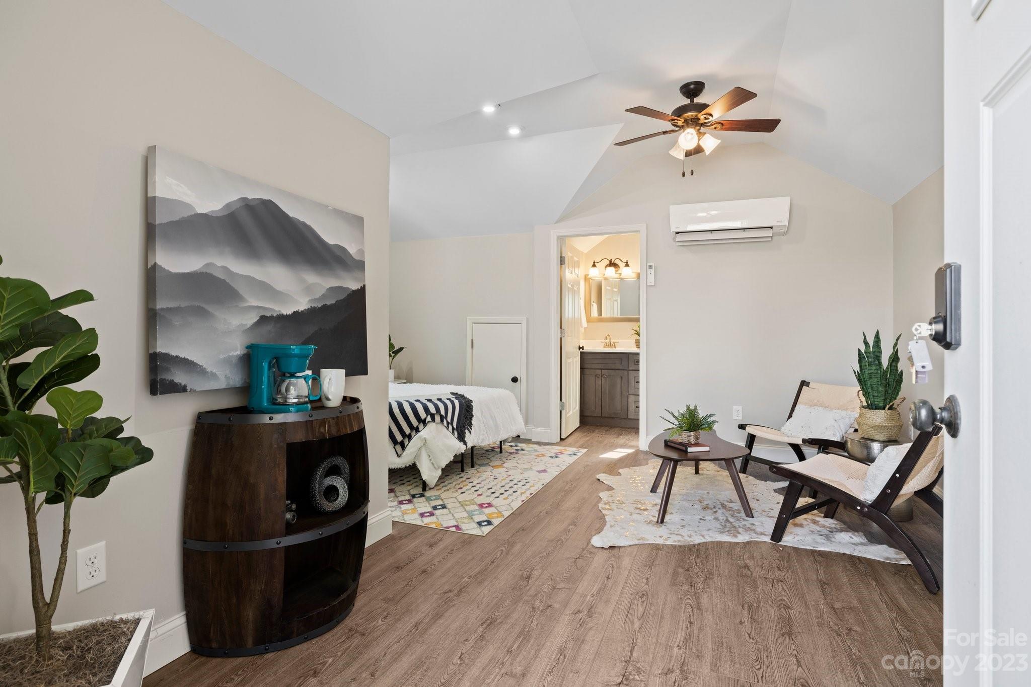 19 Albemarle Road Asheville NC 28801