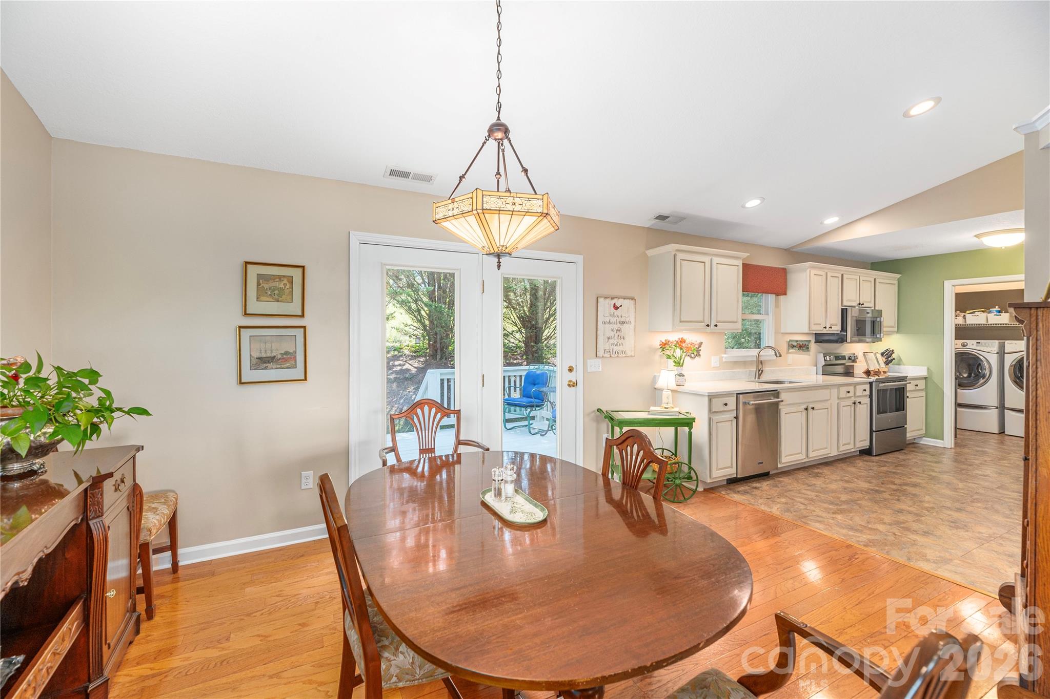 27 Worthington Lane Weaverville NC 28787