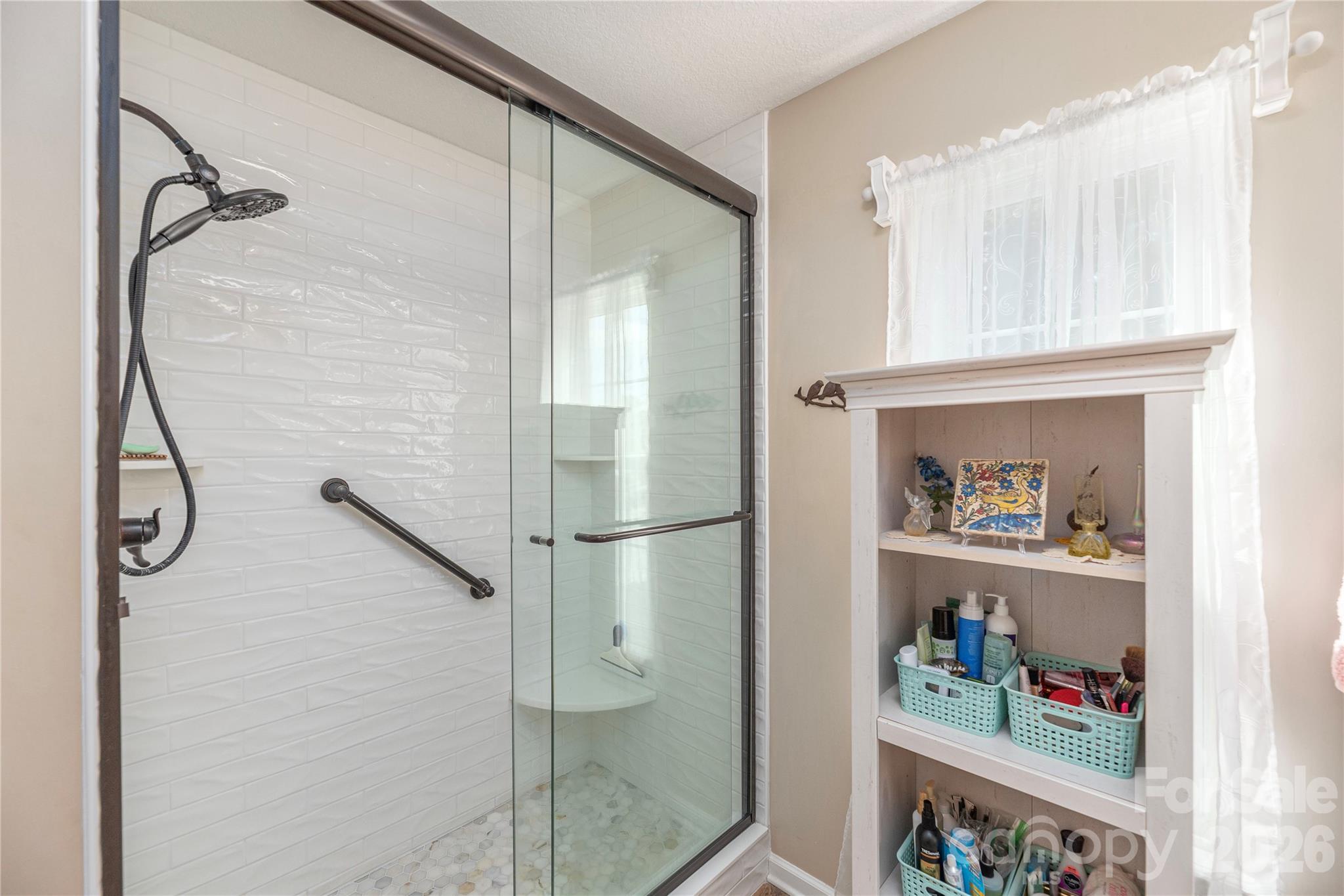 27 Worthington Lane Weaverville NC 28787