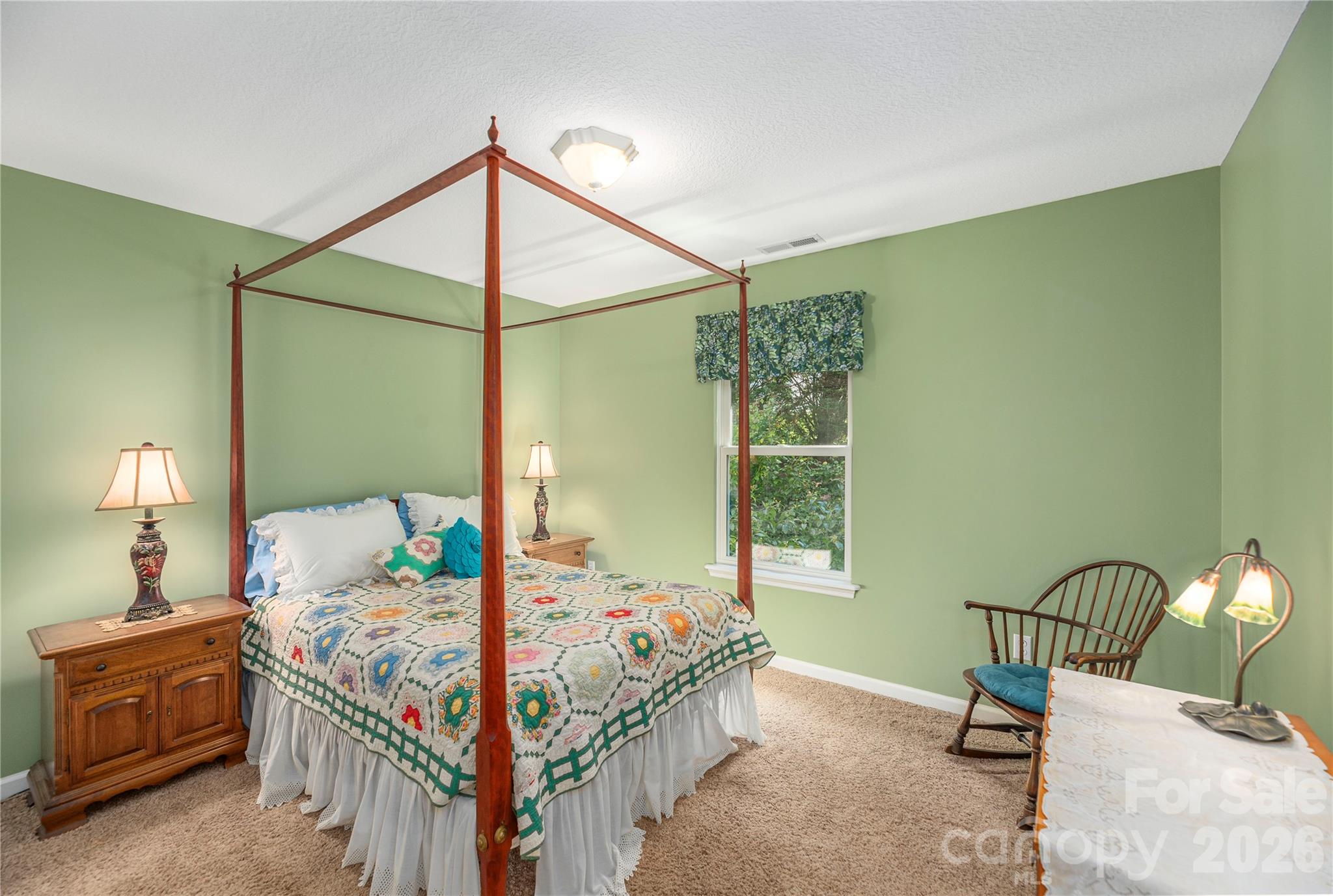 27 Worthington Lane Weaverville NC 28787