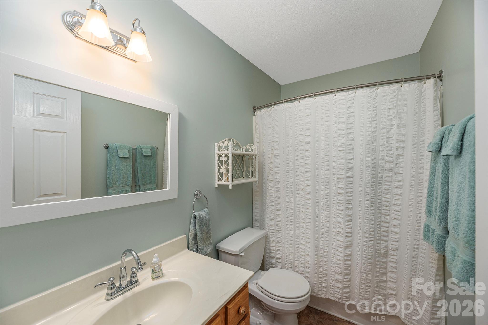 27 Worthington Lane Weaverville NC 28787