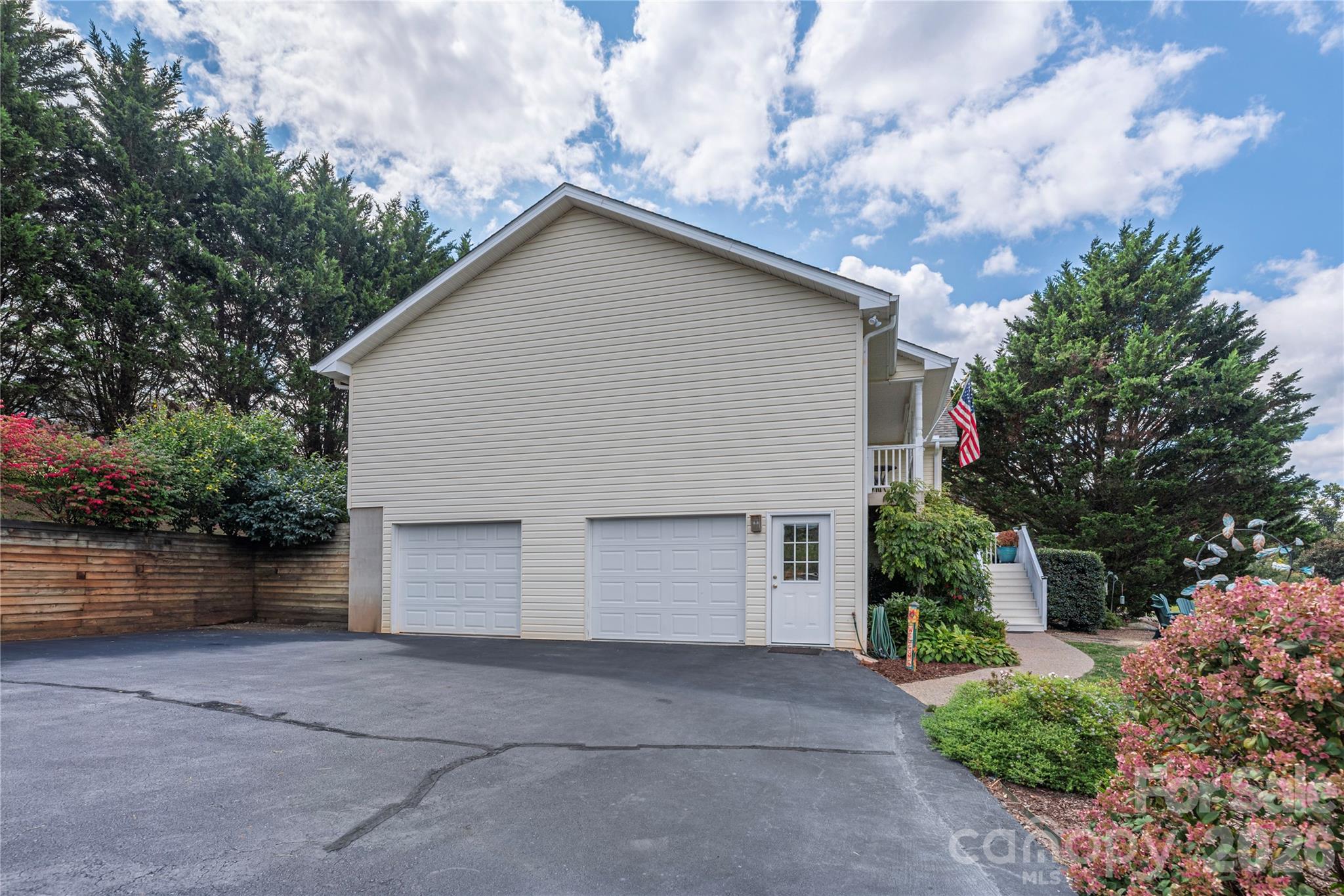 27 Worthington Lane Weaverville NC 28787