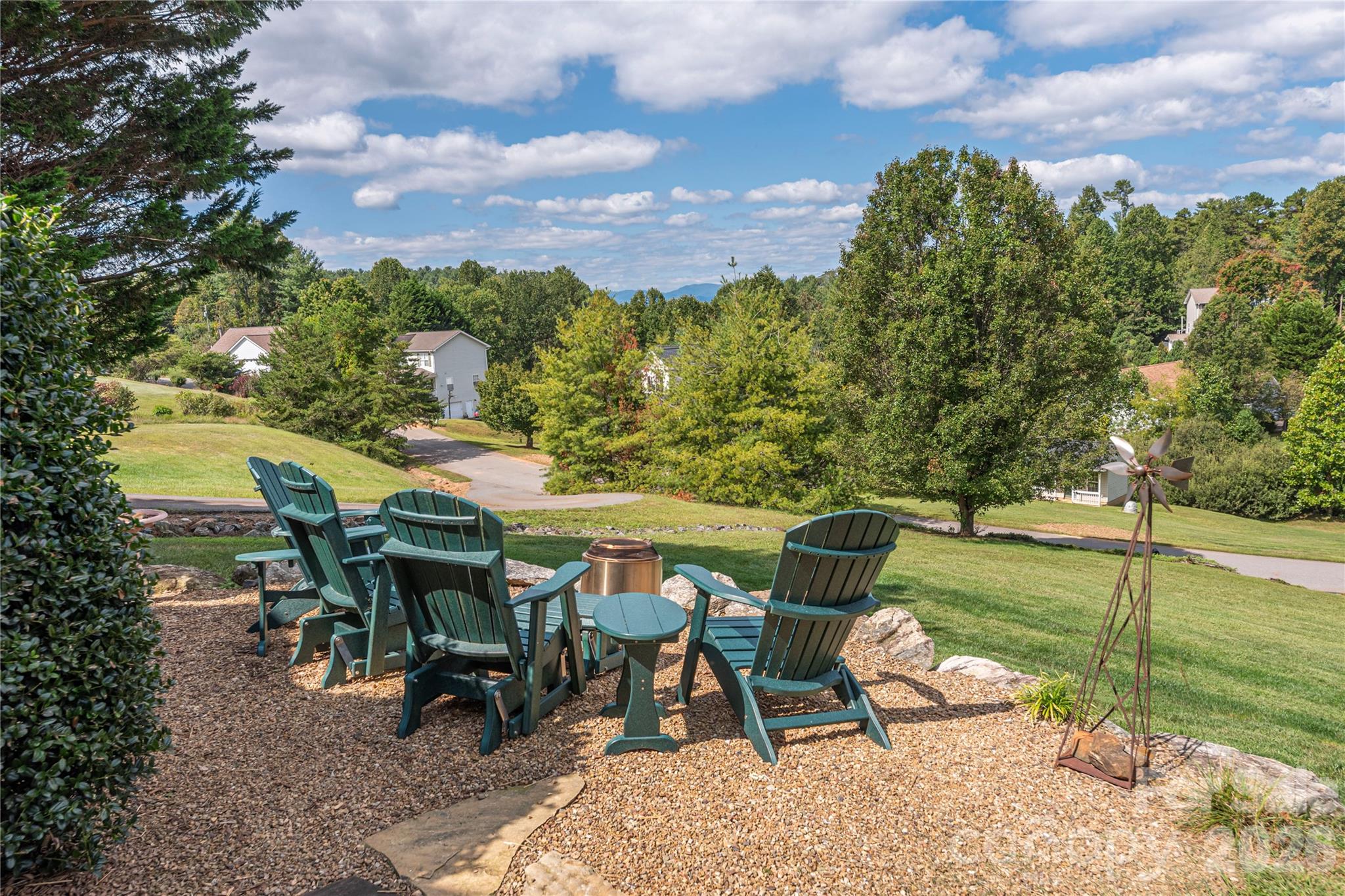 27 Worthington Lane Weaverville NC 28787