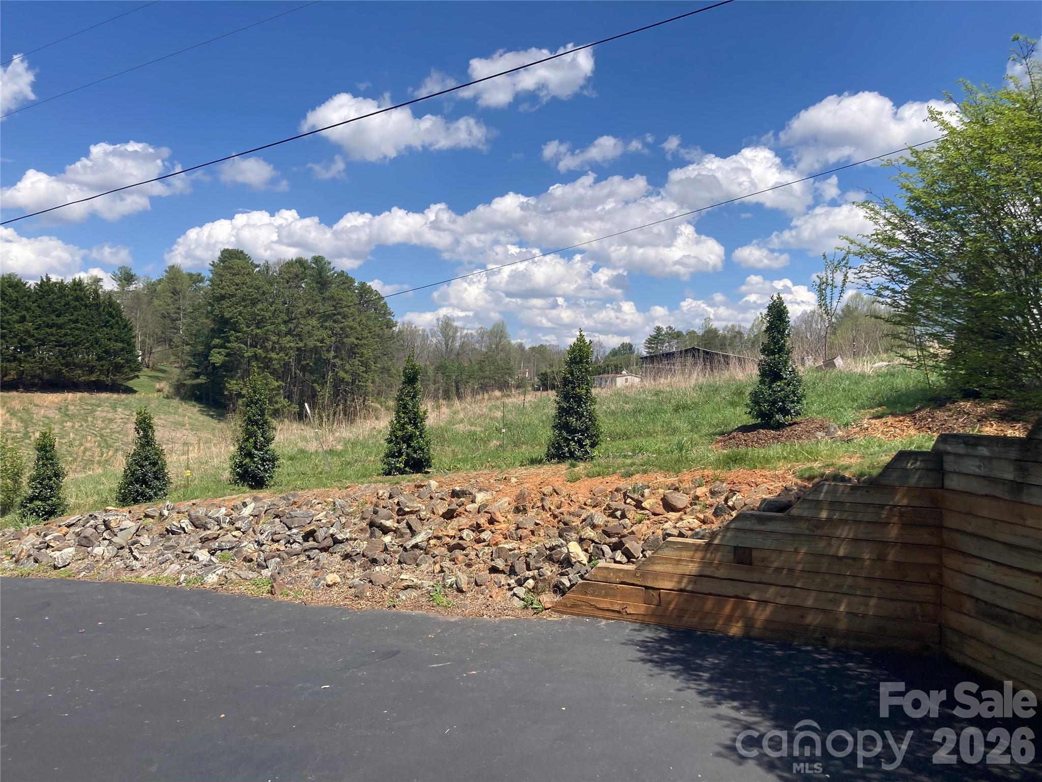 27 Worthington Lane Weaverville NC 28787