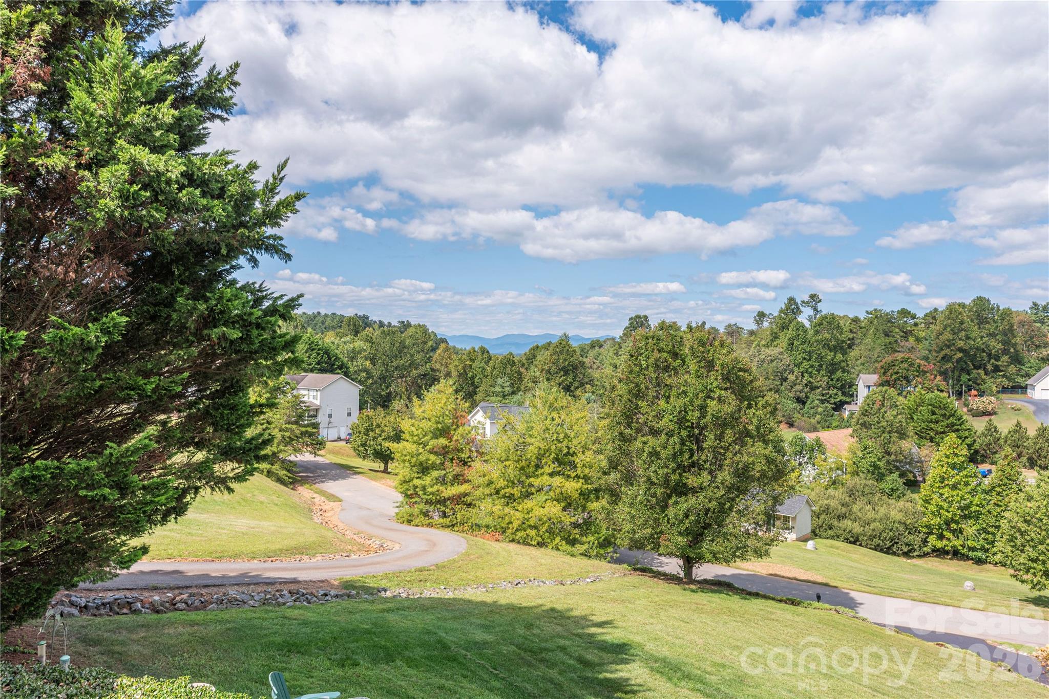 27 Worthington Lane Weaverville NC 28787