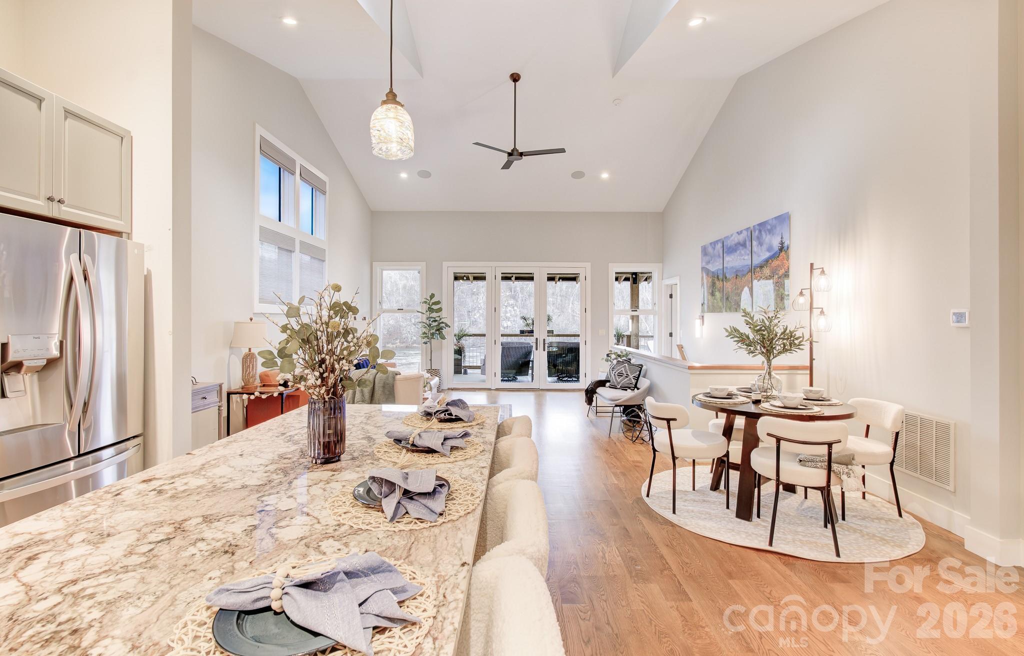 40 River Run Asheville NC 28804