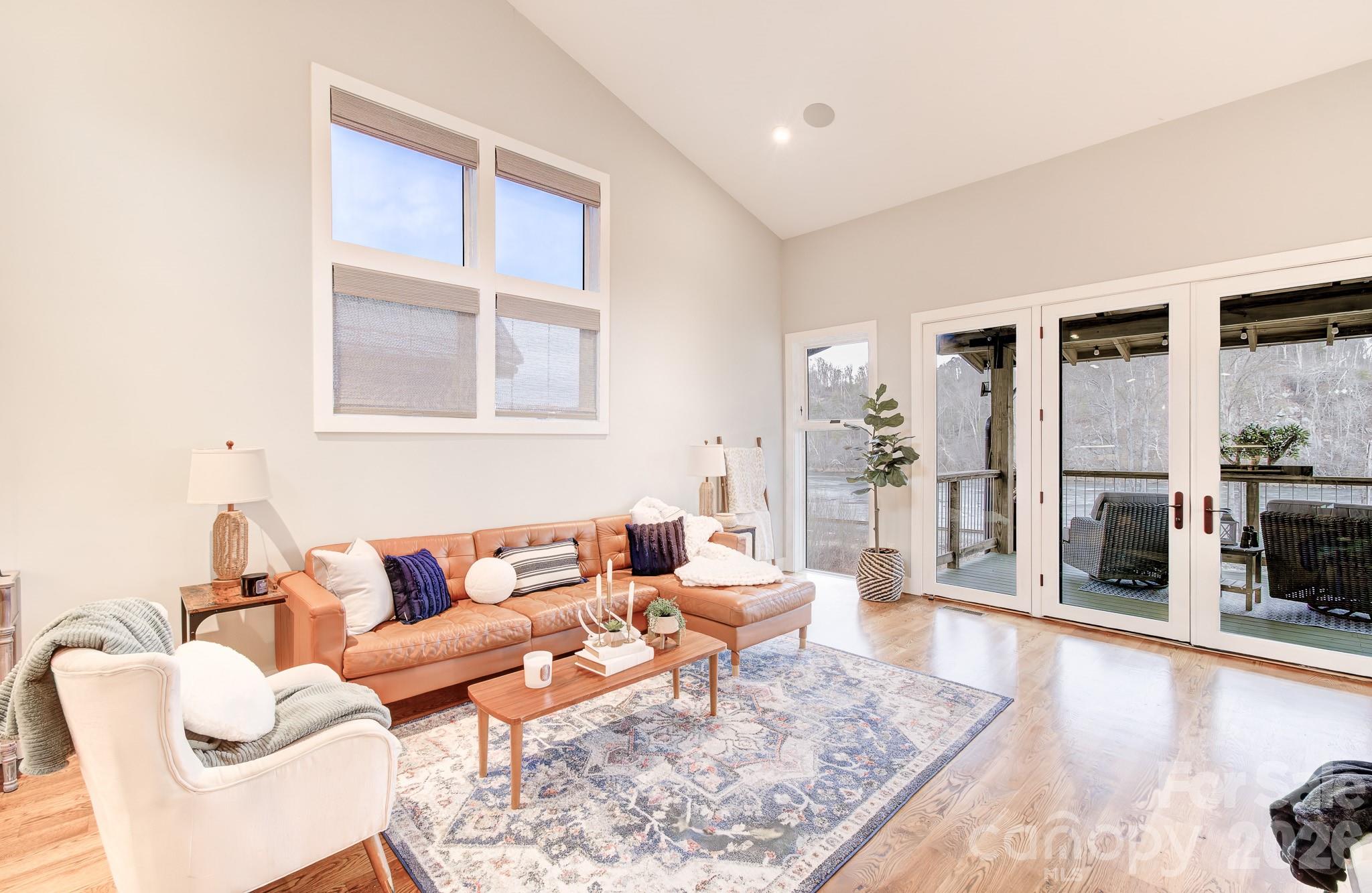 40 River Run Asheville NC 28804