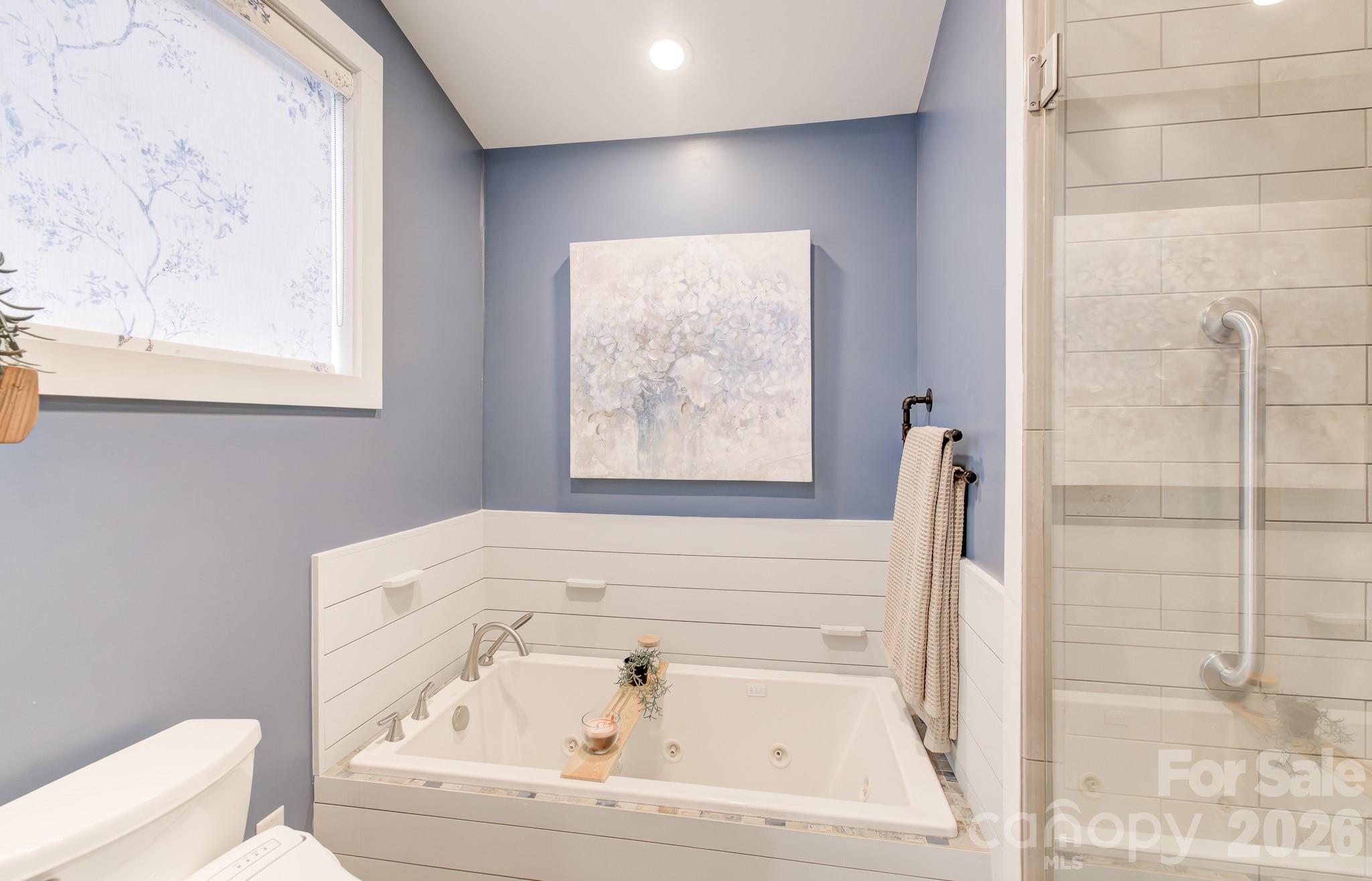 40 River Run Asheville NC 28804