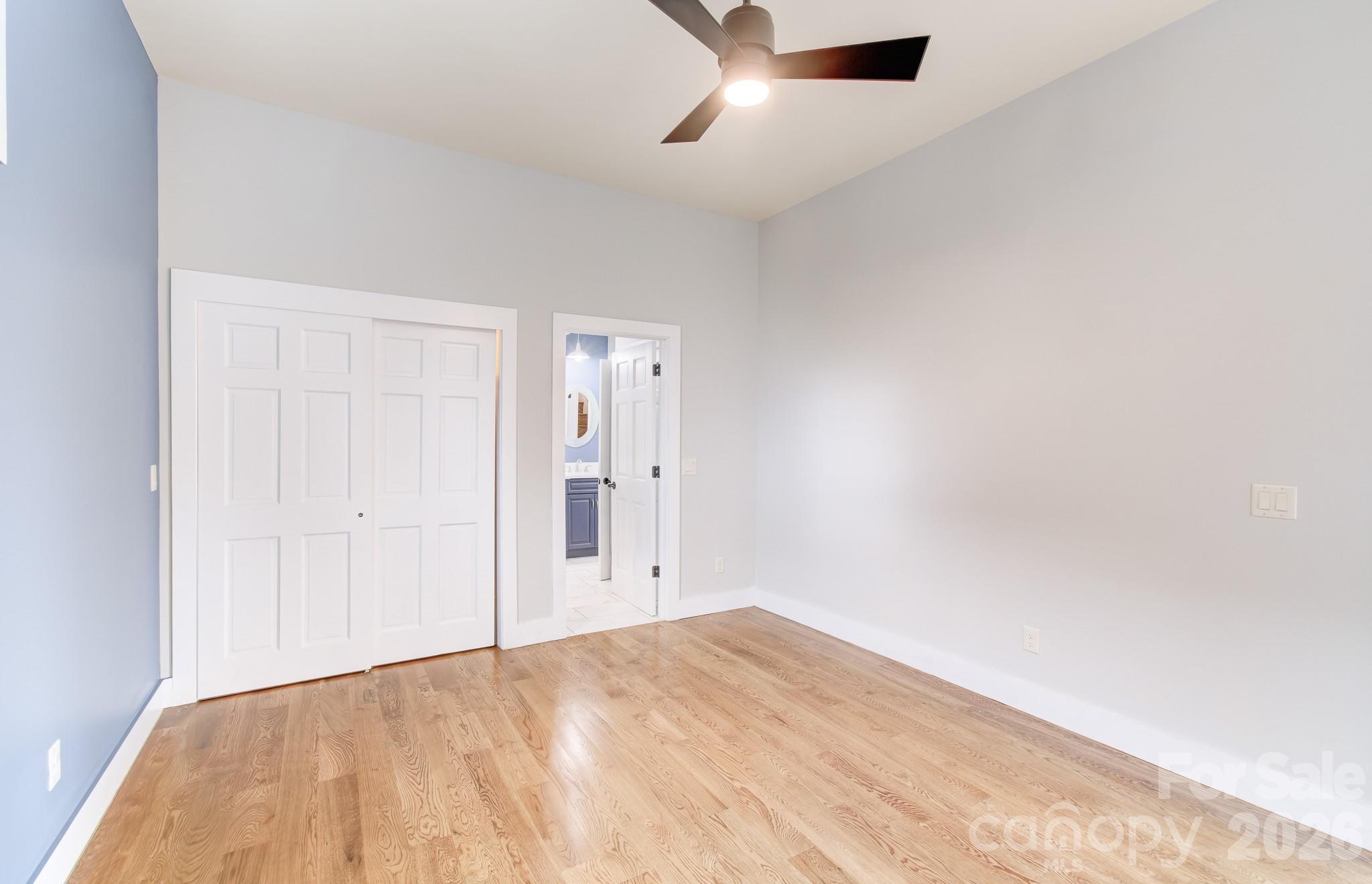 40 River Run Asheville NC 28804