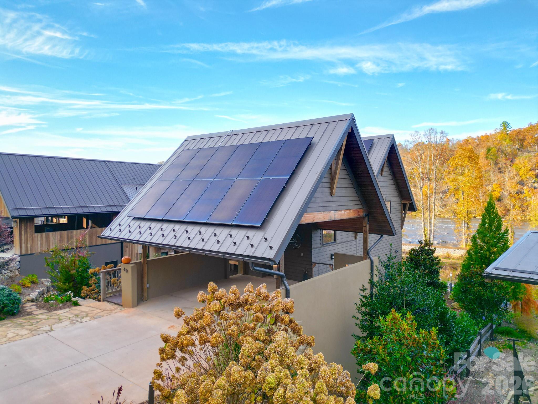 40 River Run Asheville NC 28804