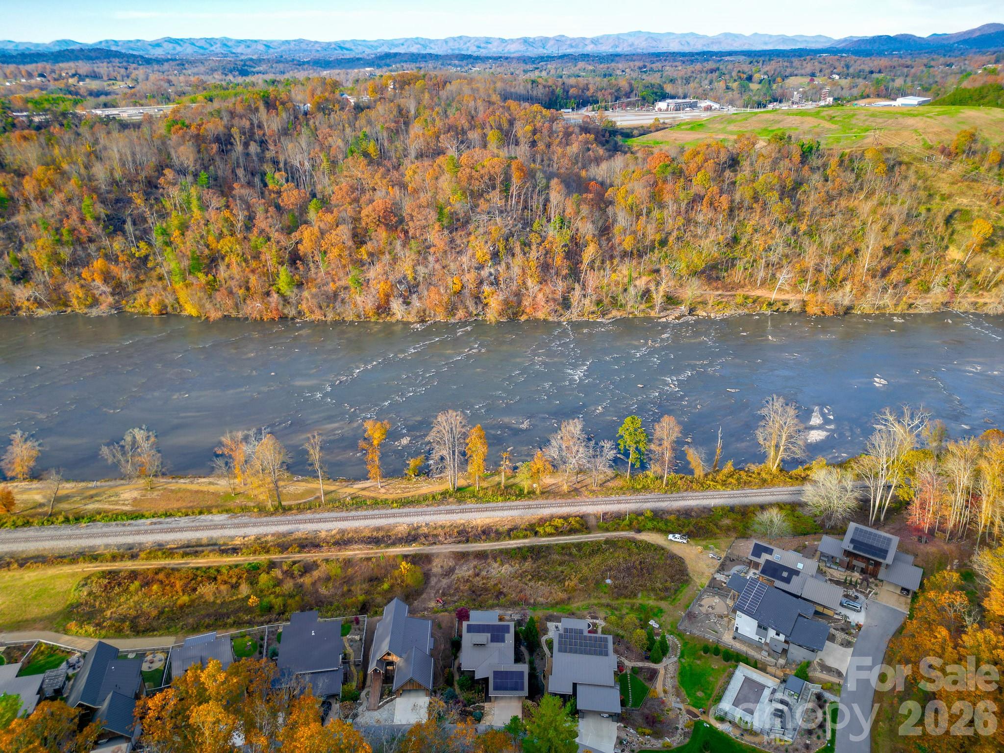 40 River Run Asheville NC 28804