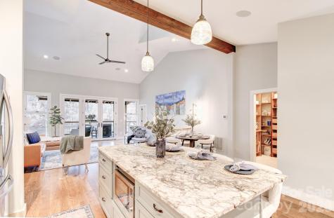 40 River Run Asheville NC 28804