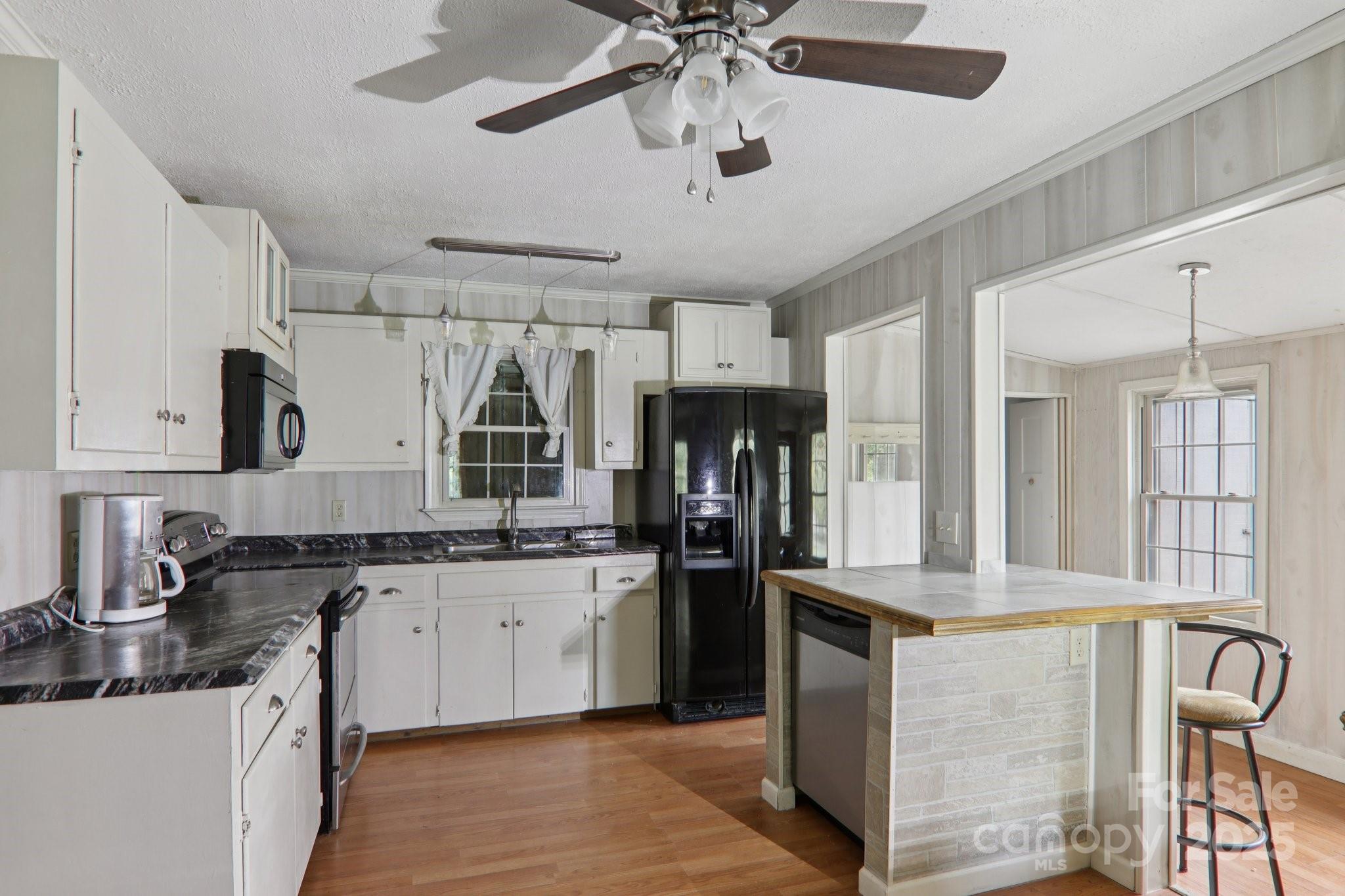 190 Turkey Creek Road Clyde NC 28721
