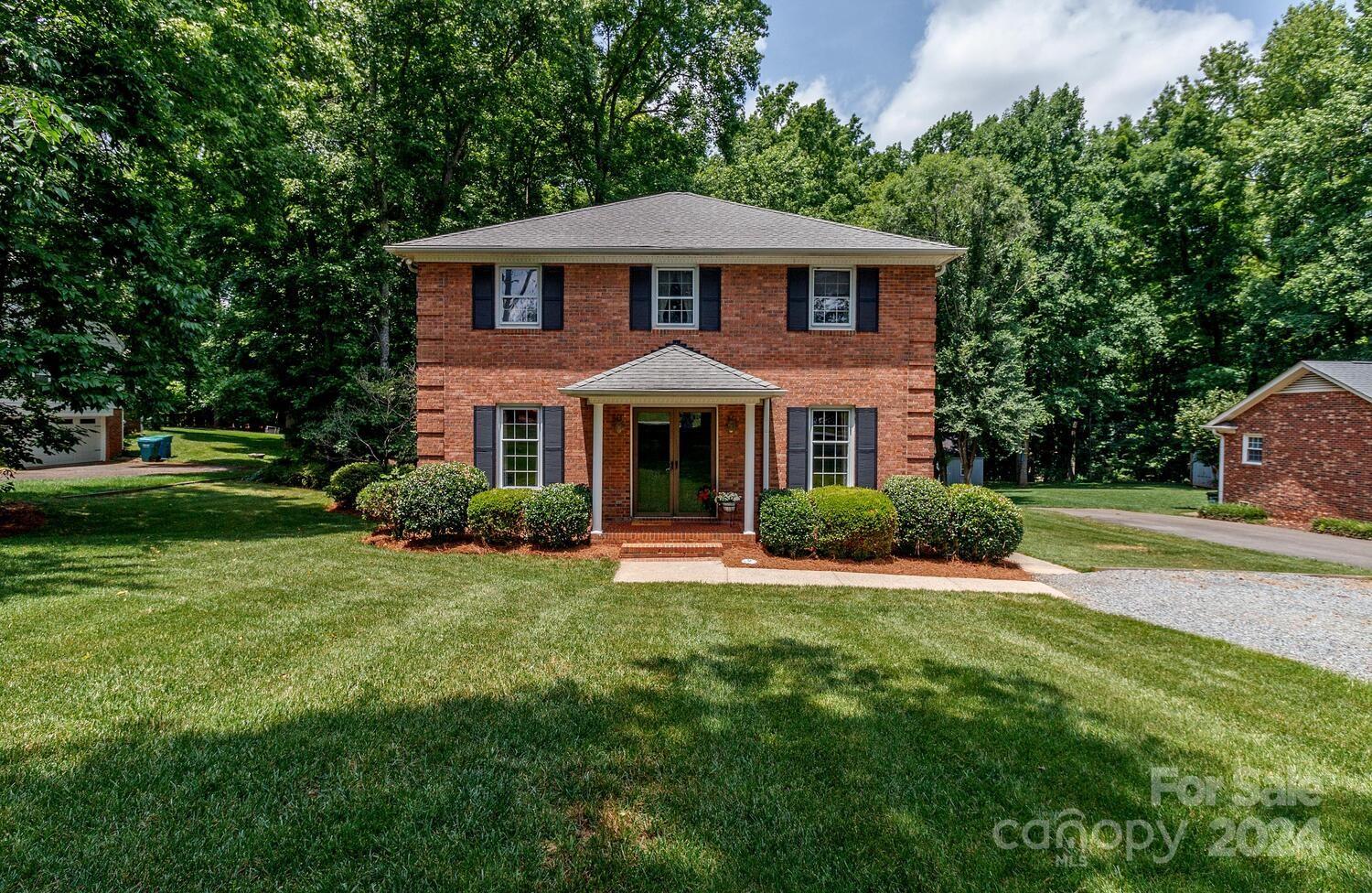 8946 Glencroft Road Mint Hill NC 28227
