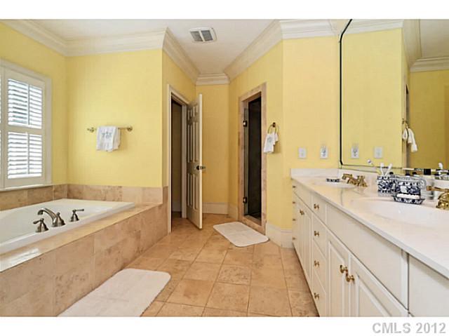 2100 Harris Road Charlotte NC 28211