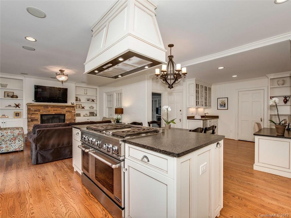 225 S Laurel Avenue Charlotte NC 28207