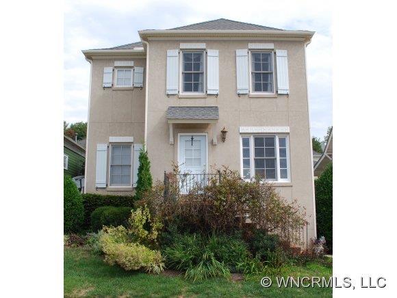 206 Leucothoe Lane Asheville NC 28803