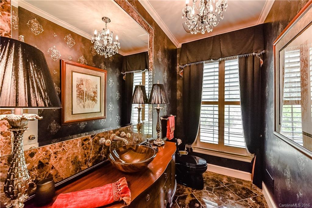 3905 Seminole Court Charlotte NC 28210