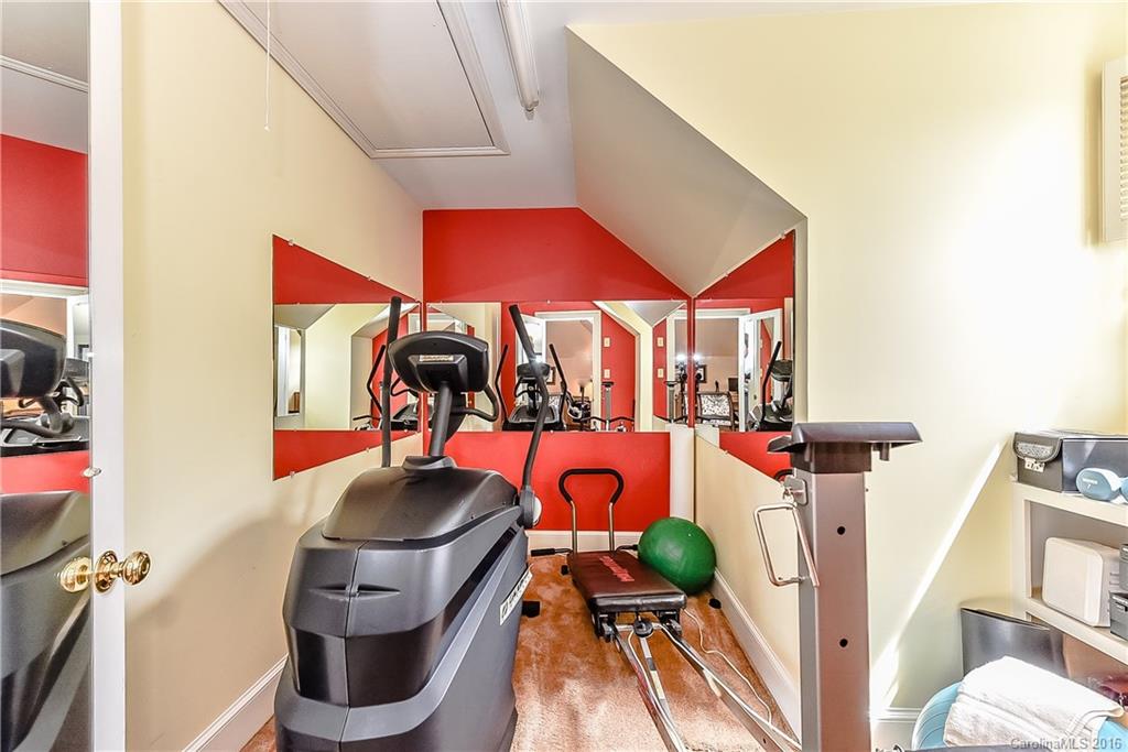 3905 Seminole Court Charlotte NC 28210
