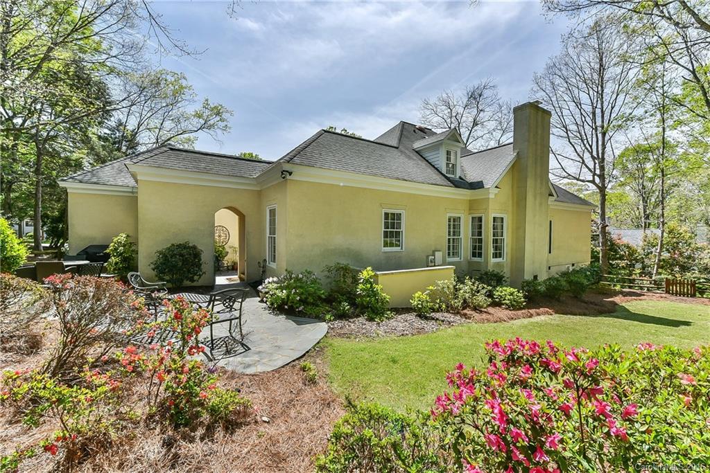 3905 Seminole Court Charlotte NC 28210