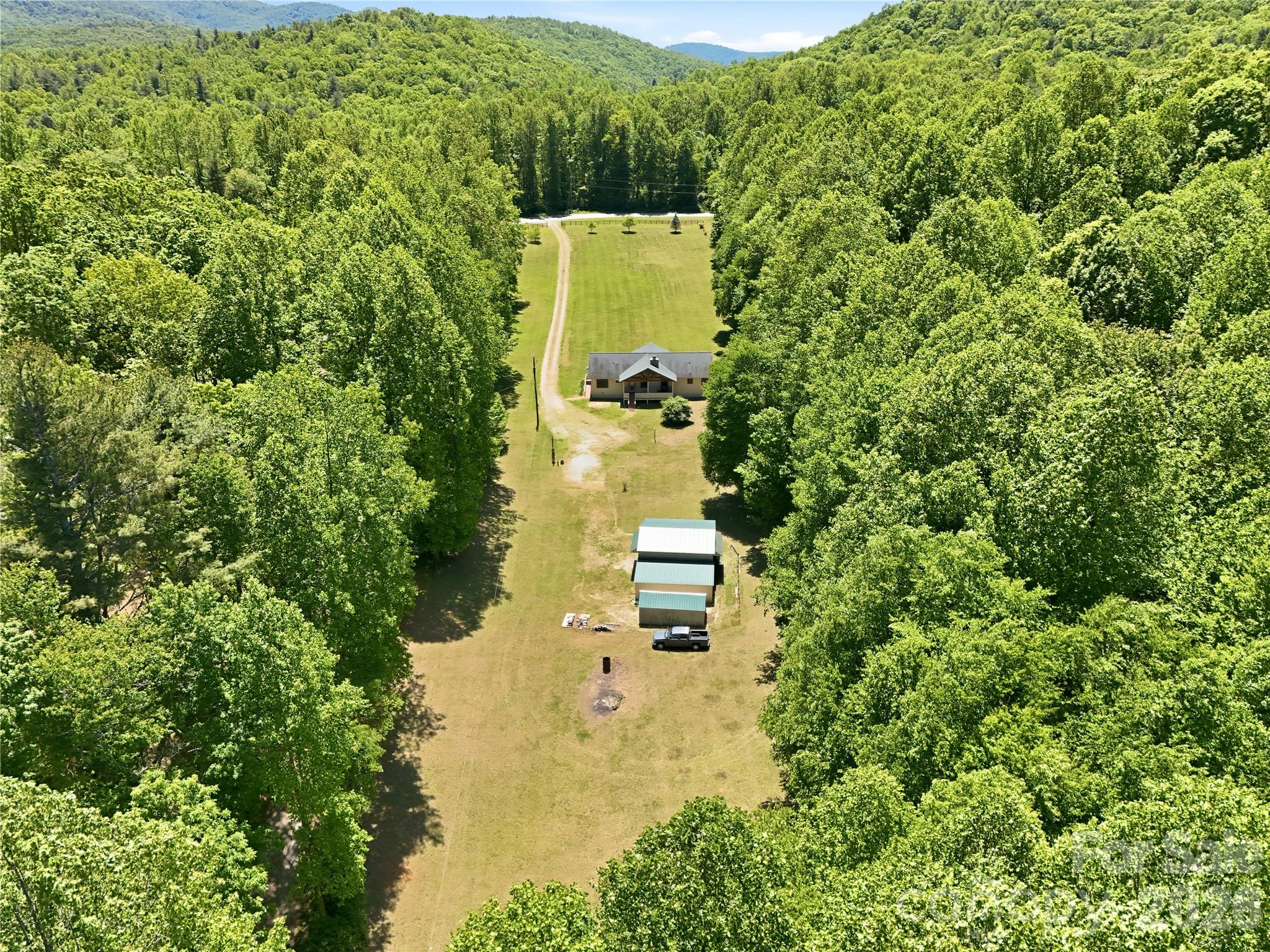 3540 Fork Creek Road Saluda NC 28773