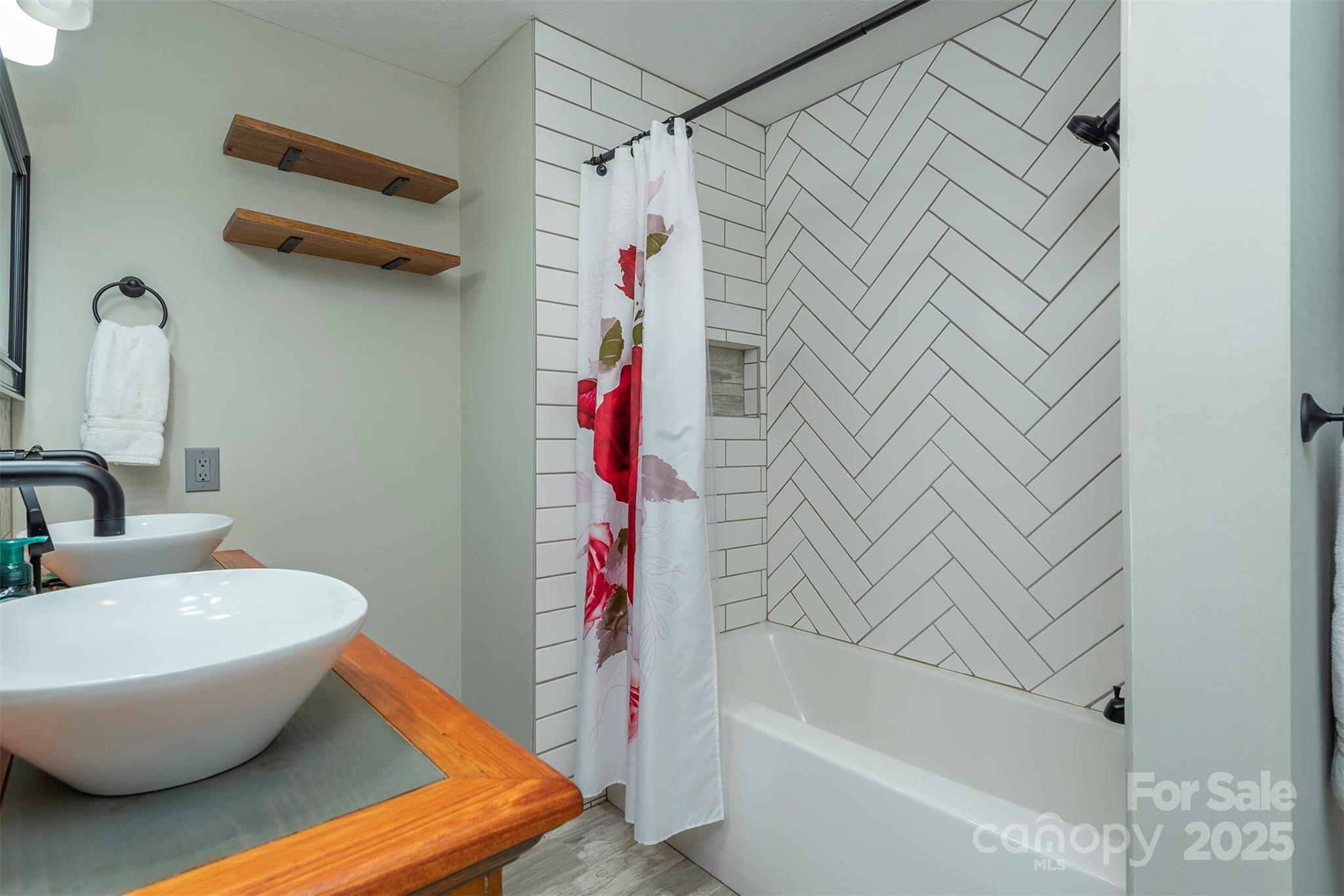 1740 Haywood Road Hendersonville NC 28791