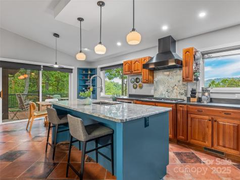 605 Upper Sondley Drive Asheville NC 28805