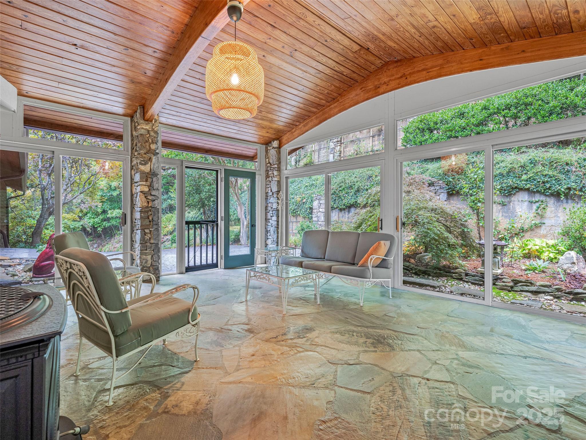 605 Upper Sondley Drive Asheville NC 28805