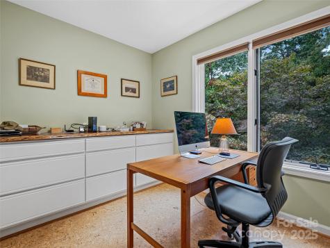 605 Upper Sondley Drive Asheville NC 28805