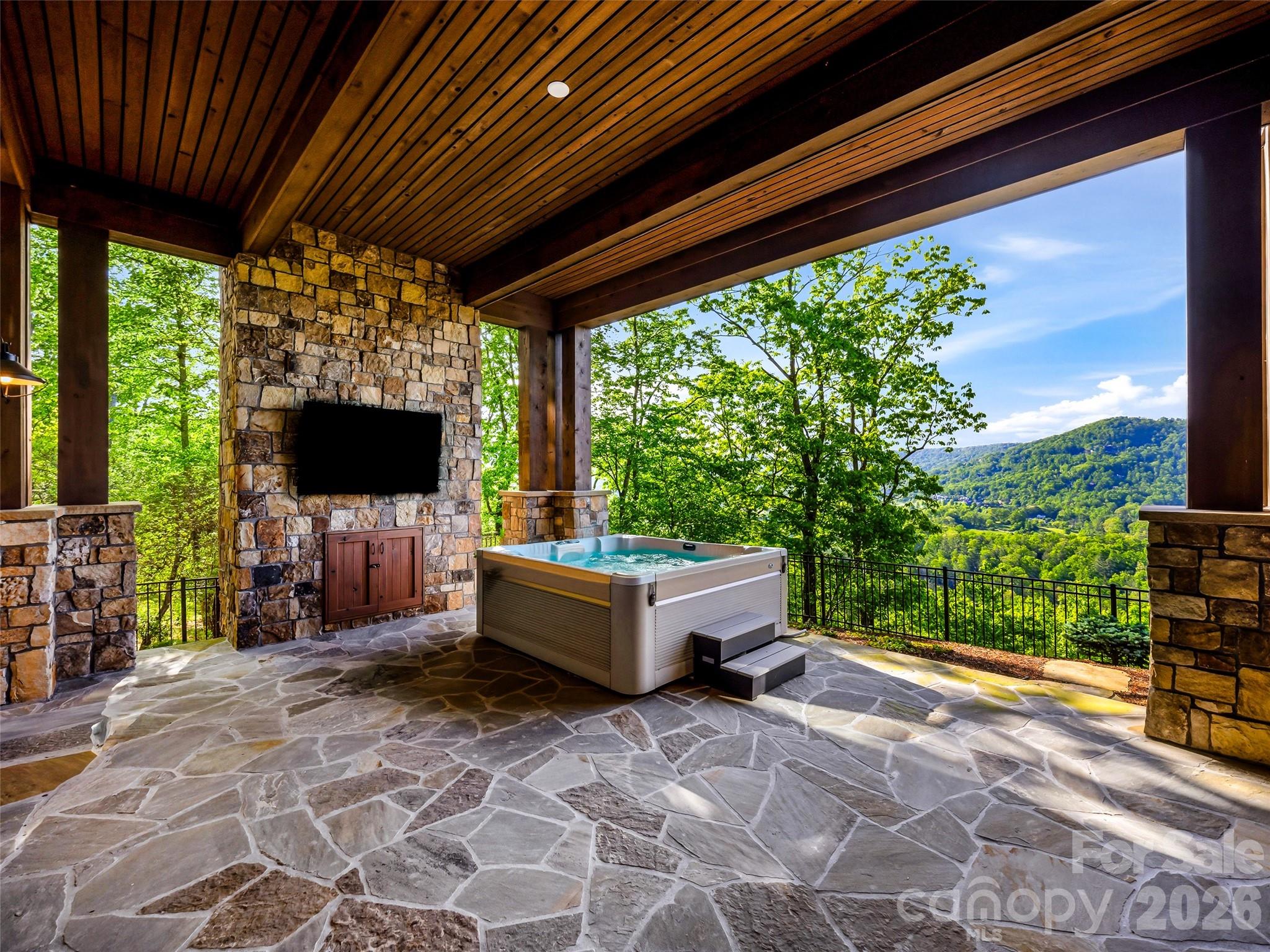 32 Featherstone Trail Arden NC 28704