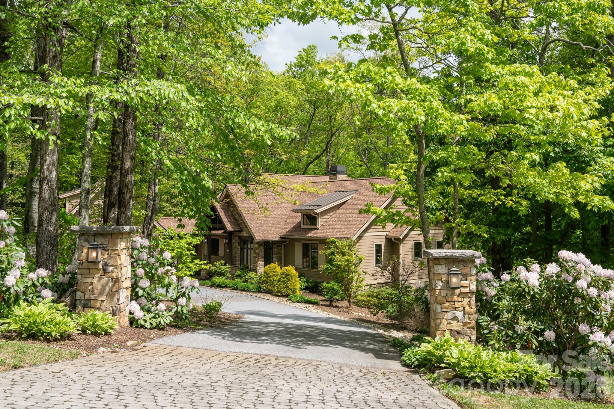 587 Autumn Sky Drive Hendersonville NC 28792