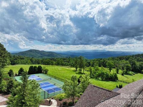 587 Autumn Sky Drive Hendersonville NC 28792