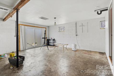 508 Pineywood Road Thomasville NC 27360