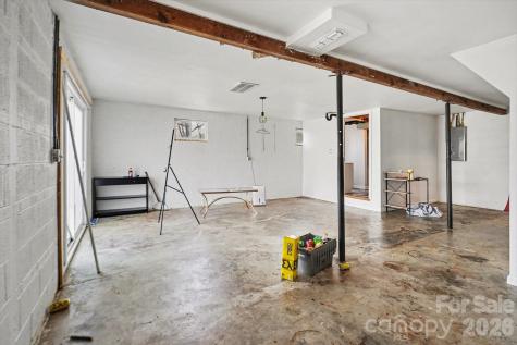508 Pineywood Road Thomasville NC 27360