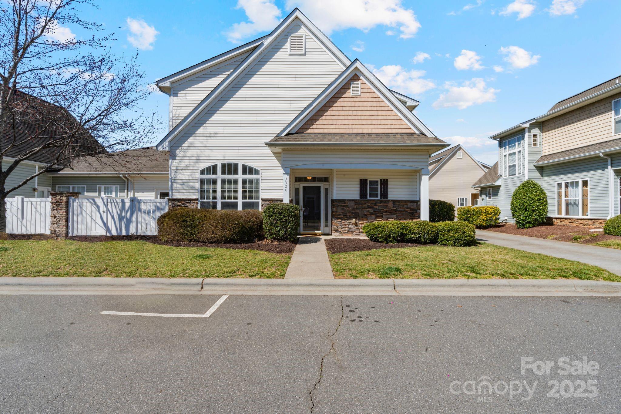 3320 Tulip Tree Lane Charlotte NC 28273