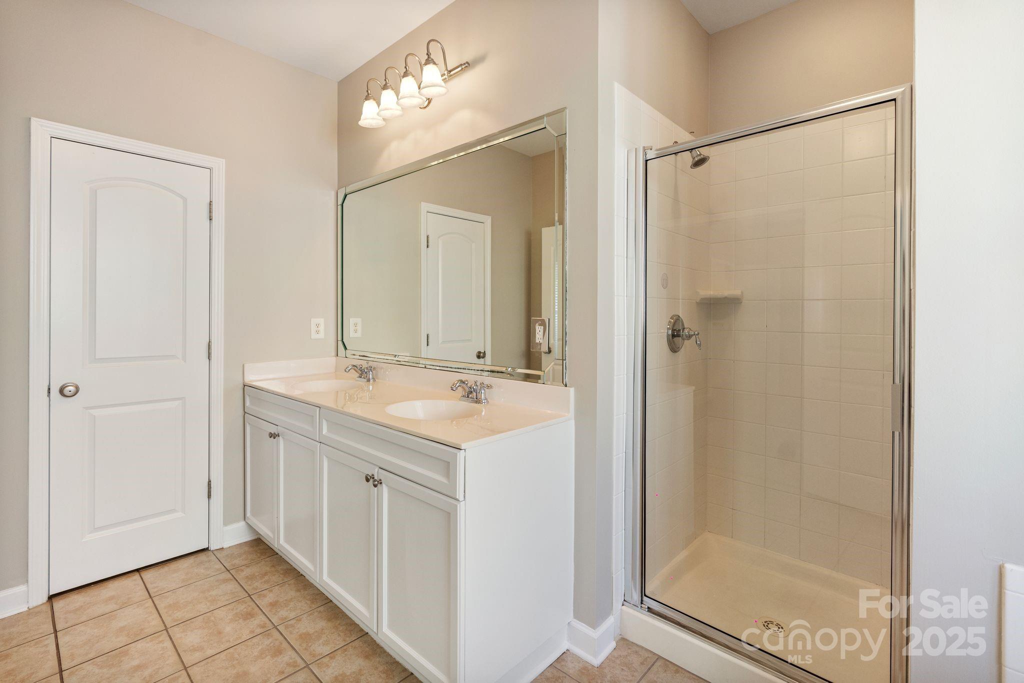 3320 Tulip Tree Lane Charlotte NC 28273