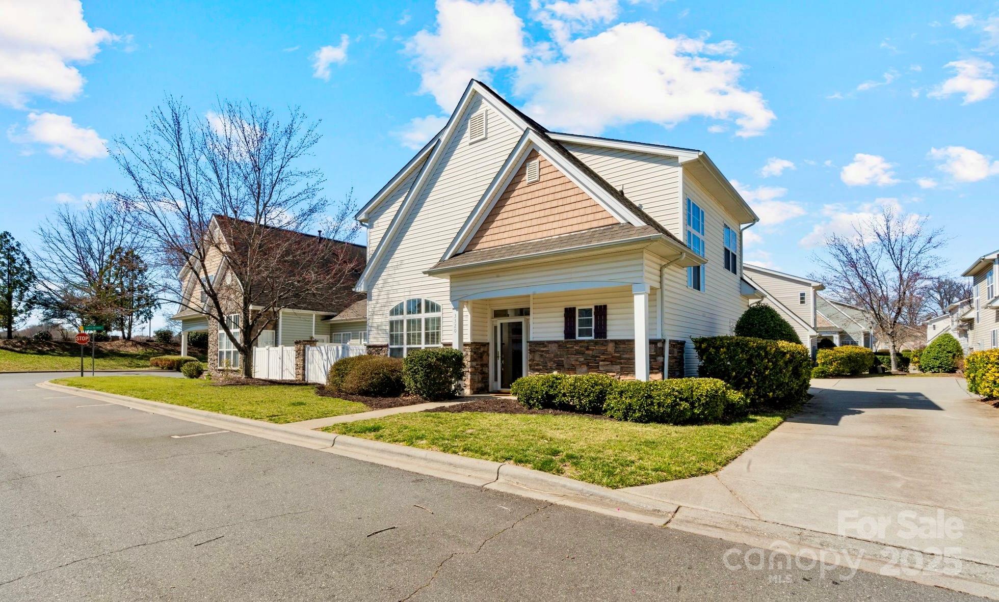 3320 Tulip Tree Lane Charlotte NC 28273
